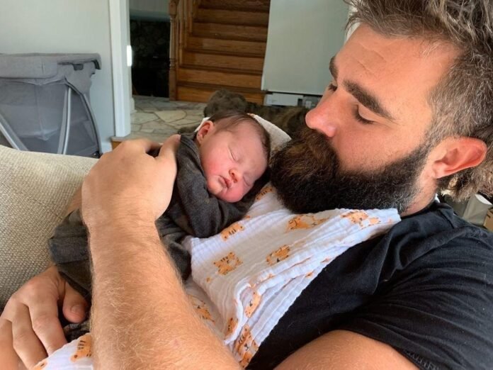 Jason Kelce Reveals the month his wife is likely to give birth, Kylie kelce is not happy about it